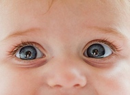 宝宝的眼睛真的健康吗？专家教你几招下