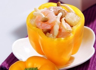 口感和色彩极佳的蟹味菇鲜虾柚子色拉