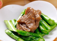 肌氨酸含量丰富的鲜美牛肉炒芦笋