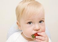 宝宝的饮食结构中需要有足够的膳食纤维
