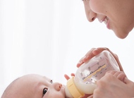 给宝宝换奶粉有讲究，哪些情况不能换？