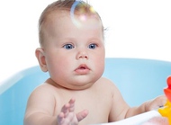 给宝宝洗澡时需要牢记的安全事项