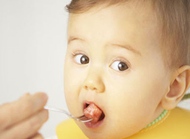 宝宝吞食异物噎住，家长怎么紧急处理？