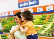 与2-3岁宝宝的亲子游戏：蔬菜小超市