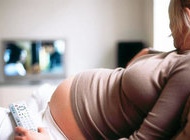 孕期看电视要注意什么