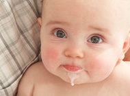 预防宝宝吐奶的方法