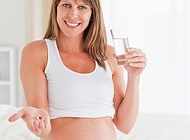 备孕女性补充叶酸很重要