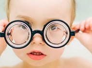 呵护宝宝视力的技巧