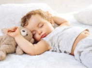 如何正确培养新生儿的睡眠习惯