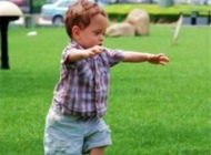 宝宝怎样学习跑和跳？