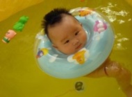 关于宝宝游泳