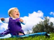 宝宝平衡力该如何锻炼？