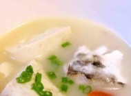 鱼头豆腐汤的做法  