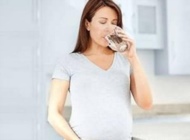 孕晚期出现胃反酸烧心的情况怎么办？